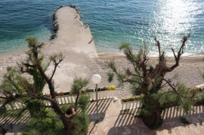 Apartment or room with sea view